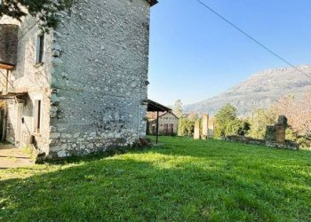 Facciata - Rustico via Capodacqua, Spigno Saturnia - foto 2