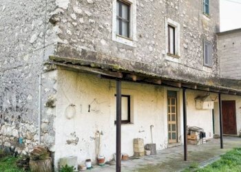 Facciata - Rustico via Capodacqua, Spigno Saturnia - foto 3