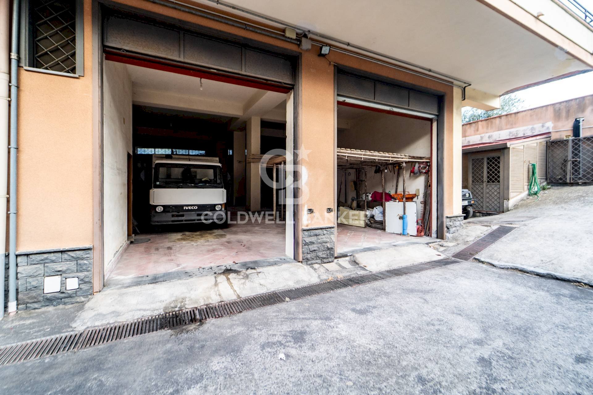 Foto 2 - Warehouse Via Nocilla, Aci Sant'Antonio - photo 2