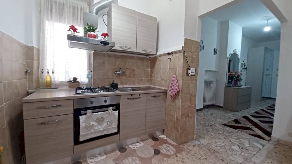 Cucina - Trilocale viale Nestor Delú, Alpignano - foto 3