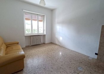 Camera da letto - Trilocale viale Nestor Delú, Alpignano - foto 5