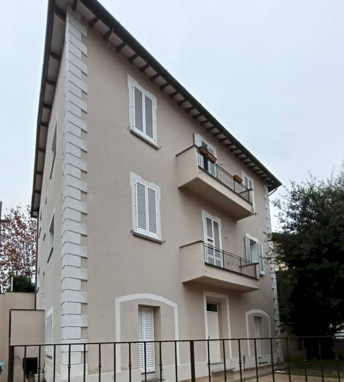 Facciata - Trilocale via Raffaello Caverni, Montelupo Fiorentino - foto 2