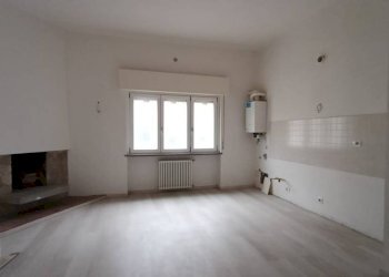 Salone - Trilocale via Raffaello Caverni, Montelupo Fiorentino - foto 4