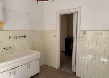 Lavanderia - Bilocale via San Felice, 38A, Genova (zona Molassana) - foto 7