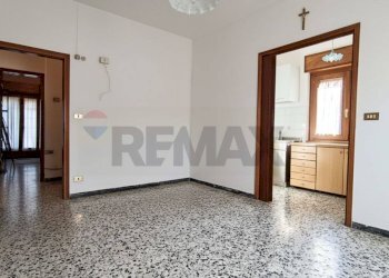 Stanza vuota - Appartamento Via 4 Novembre
 
78, Mezzana - foto 5