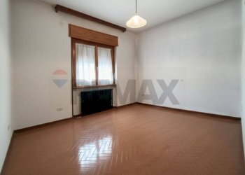 Stanza vuota - Appartamento Via 4 Novembre
 
78, Mezzana - foto 10