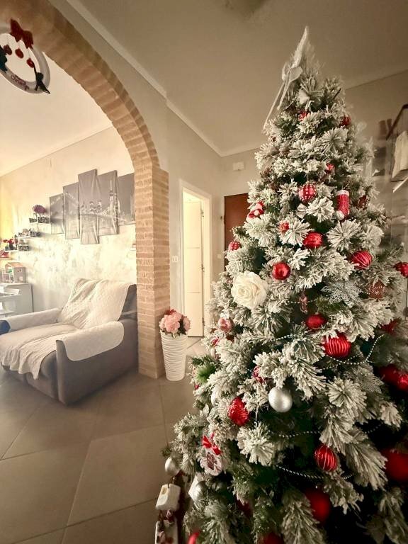 Ingresso - Trilocale via Torino, 73, Carmagnola - foto 2