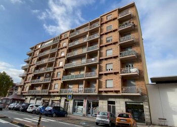 Facciata - Trilocale via Torino, 73, Carmagnola - foto 1
