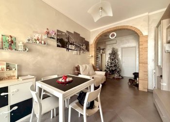 Salone - Trilocale via Torino, 73, Carmagnola - foto 4