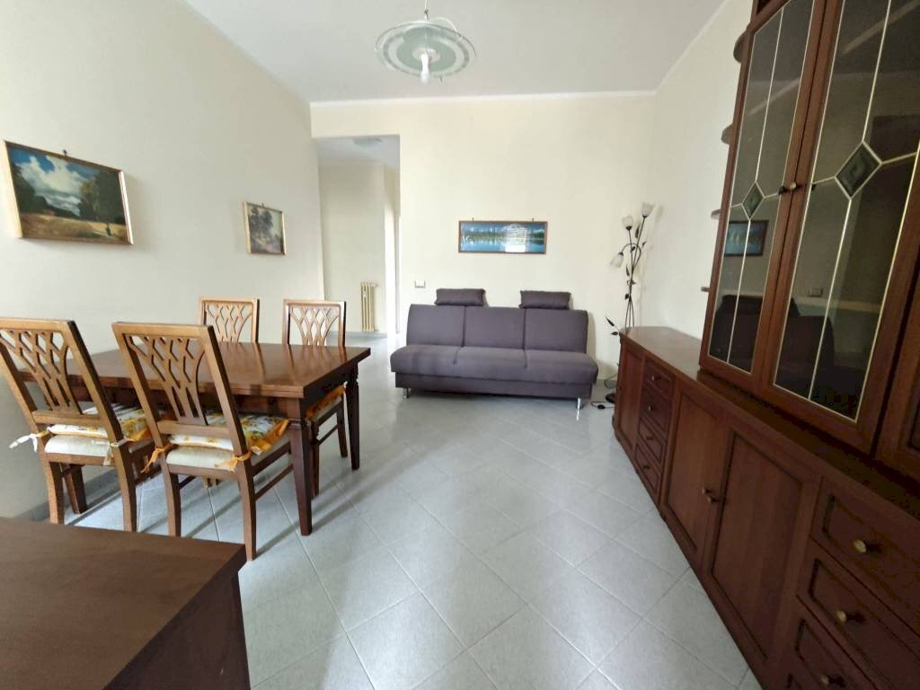 Salone - Bilocale vicolo Gorizia, Asti - foto 1