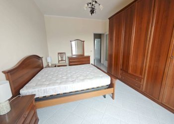 Camera da letto - Bilocale vicolo Gorizia, Asti - foto 3