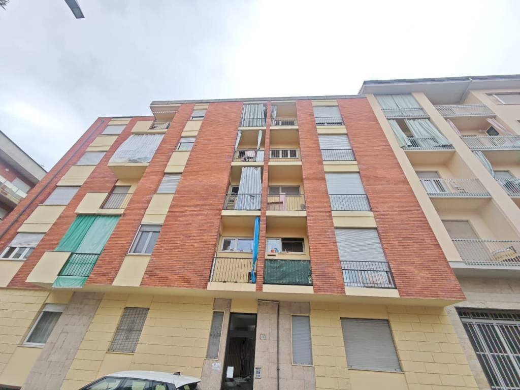 Facciata - Trilocale via Roccavione, Asti - foto 1