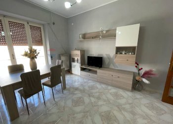 Sala da pranzo - Quadrilocale Via Papa Giovanni XXIII
 
20-22, Trani - foto 10