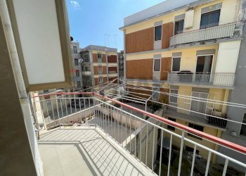 Balcone - Quadrilocale Via Papa Giovanni XXIII
 
20-22, Trani - foto 18