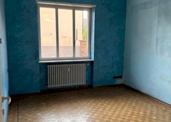 Camera da letto - Trilocale via Montebello, 41, Pinerolo - foto 7