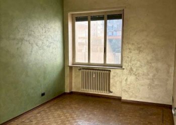 Camera da letto - Trilocale via Montebello, 41, Pinerolo - foto 10