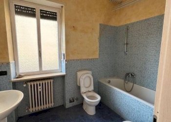 Bagno - Trilocale via Montebello, 41, Pinerolo - foto 13