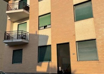 Facciata - Trilocale via Montebello, 41, Pinerolo - foto 21