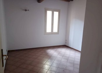 Camera da letto - Bilocale Castelfranco Emilia - foto 9