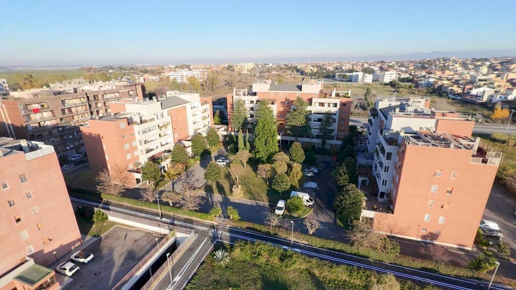 Vista - Quadrilocale via di Dragoncello, Roma - foto 1