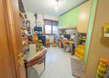 Camera da letto - Quadrilocale via di Dragoncello, Roma - foto 15