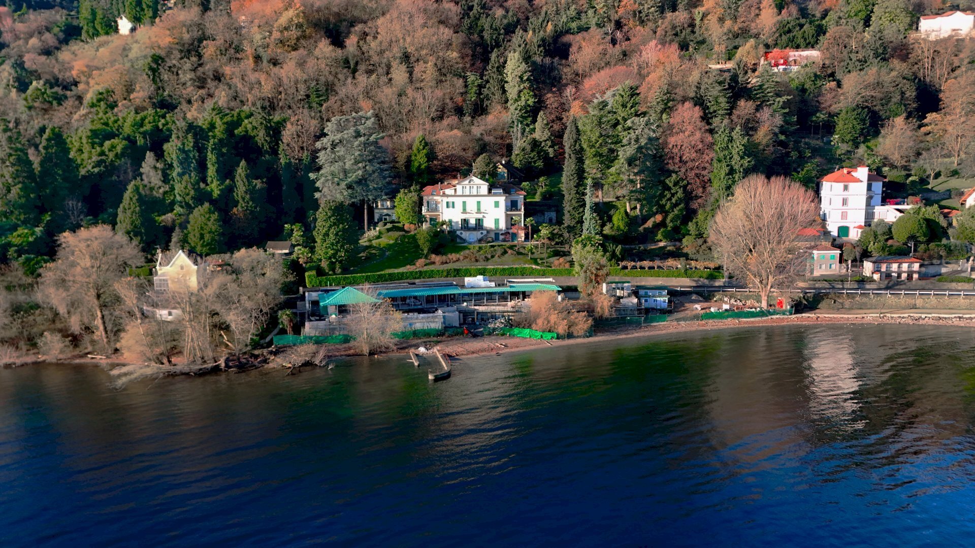 villa-storica-lago-maggiore-parco-secolare-piscina-condominiale - Bilocale Via Strisce, Meina - foto 2