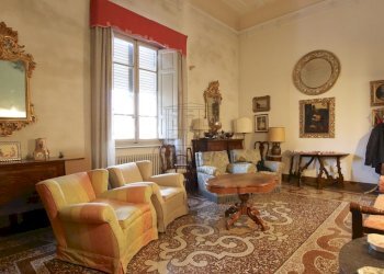 vendesi appartamento con ascensore e terrazza lucc - Appartamento Viale Giuseppe Giusti 14, Lucca - foto 4