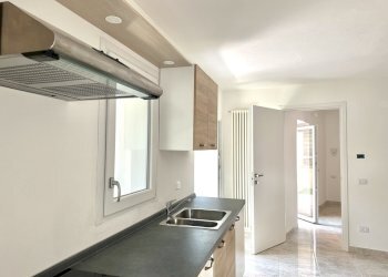 IMG_4975.jpg - Bilocale Via Crosa 1, Arona - foto 2