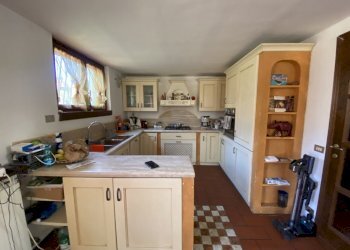 thumbnail_IMG_0642.jpg - Semi-detached house Via Case Rosse 2, Castelnuovo Magra - photo 2