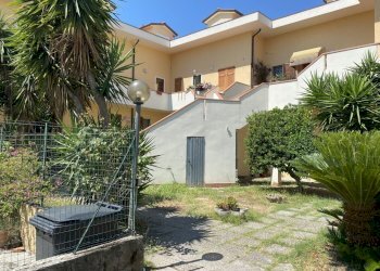 thumbnail_IMG_0636.jpg - Semi-detached house Via Case Rosse 2, Castelnuovo Magra - photo 11