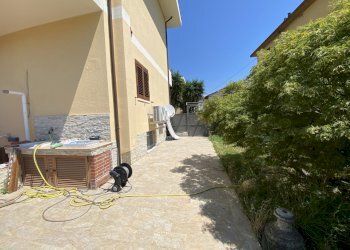 thumbnail_IMG_0668.jpg - Semi-detached house Via Case Rosse 2, Castelnuovo Magra - photo 12