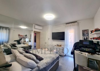 camera matrimoniale - Appartamento Via San Secondo 15, Ventimiglia - foto 9