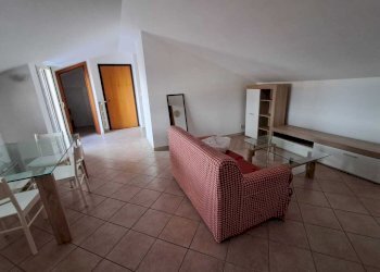 WhatsApp Image 2025-12-18 at 10.26.32 (1).jpeg - Mansarda Ragusa - foto 2