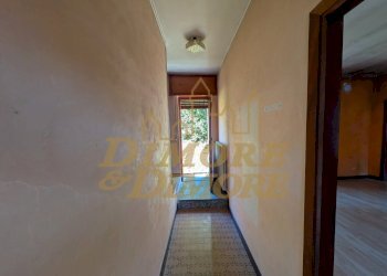 Accesso giardino dal retro.jpg - Villa Vigino, Calasca-Castiglione - foto 18