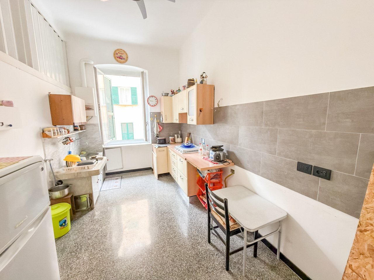fda500aa-255f-4271-a71e-db60caee860f.jpeg - Apartment Via Tortosa, Genova (neighborhood Marassi) - photo 1