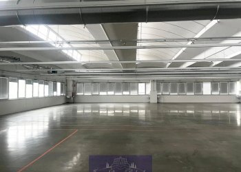 WhatsApp Image 2025-12-16 at 18.10.29 (3).jpeg - Locale Commerciale Località Pian di Rona, Reggello - foto 7