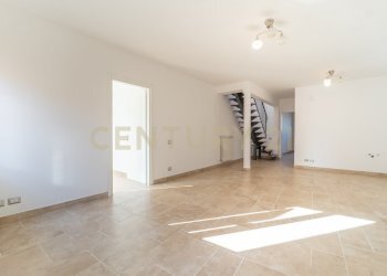 8.jpg - Casa indipendente Via Appia Nuova 17, Albano Laziale - foto 2