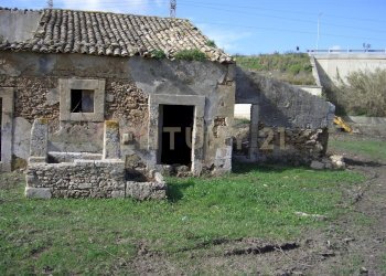 CIMG1965.JPG - Terreno edificabile Viale Pantanelli, Siracusa - foto 12
