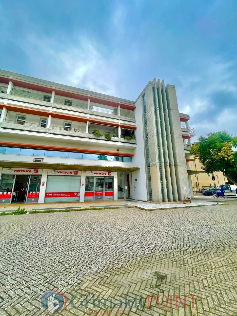 WhatsApp Image 2025-12-17 at 11.27.52 (1)_risultat - Office Via Taranto 185, Lecce - photo 2