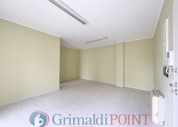 WhatsApp Image 2025-12-17 at 11.28.09 (2)_risultat - Ufficio Via Taranto 185, Lecce - foto 17