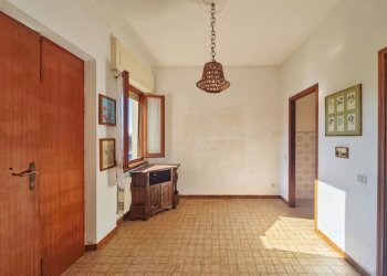 IMG_20251212_121437 (1).jpg - Villa Via della Grillaia 5, Luni - foto 14