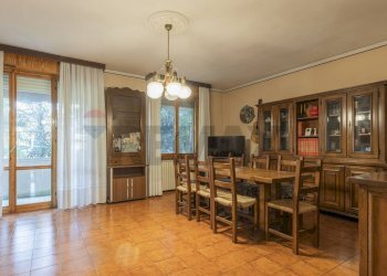 Villa a Schiera Via Luigi Alamanni, 45 
 Modena, Modena - foto 1
