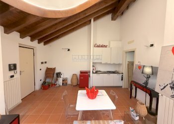 Ingresso - Monolocale Strada Mombarone, 160, Asti - foto 2