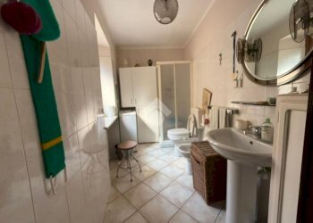 Semi-detached house Levone, Levone - photo 13