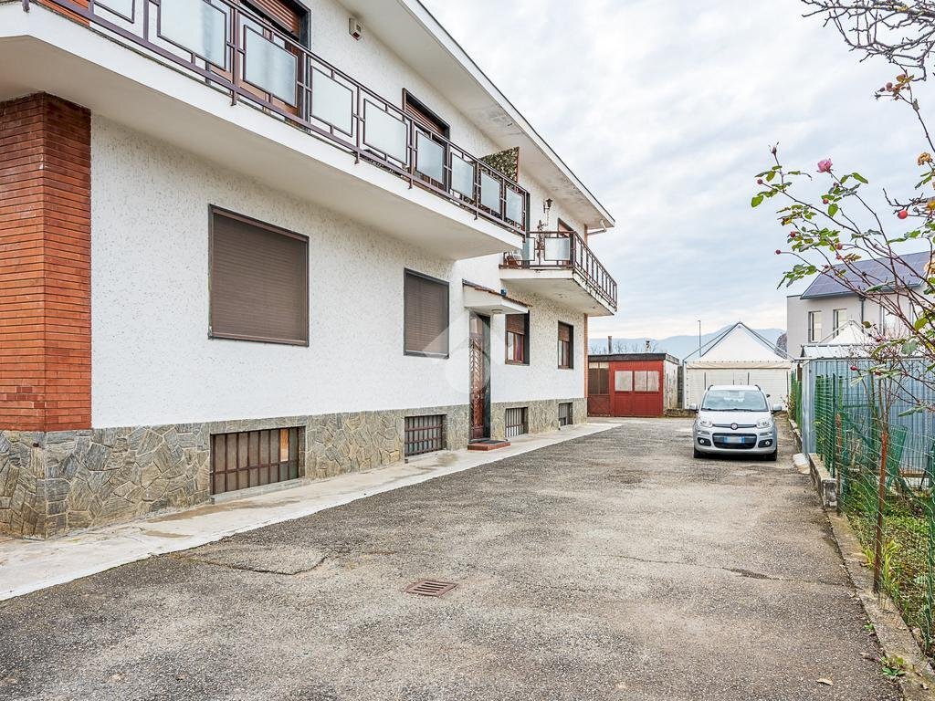 Four-room apartment Via Vittorio Alfieri, Druento - photo 1