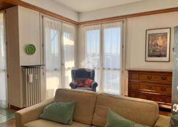 Four-room apartment Via Poli, Reggio nell'Emilia - photo 2