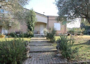 Portion of a house Via Cervese, Cesena - photo 35