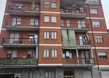 Trilocale Torino via Rismondo 12, Torino (zona Centro) - foto 1