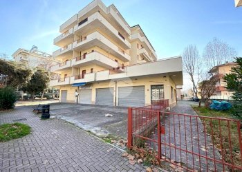 Two-room apartment Viale Bernini, Cesenatico - photo 22