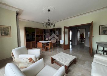 Appartamento Via Tellini, Chivasso - foto 1